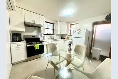 12401 7th Avenue, College Point, NY 11356 - Photo 11