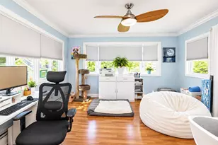 72 S Penataquit Ave, Bay Shore, NY 11706 - Photo 23