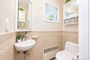 72 S Penataquit Ave, Bay Shore, NY 11706 - Photo 25