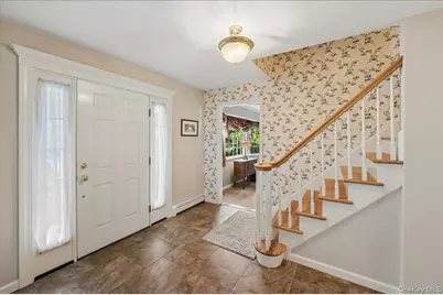 81 Widgeon Court, Great River, NY 11739 - Photo 5