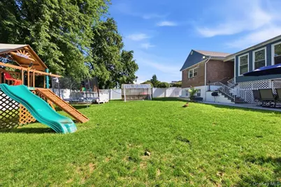197 Saint Johns Avenue, Yonkers, NY 10704 - Photo 47