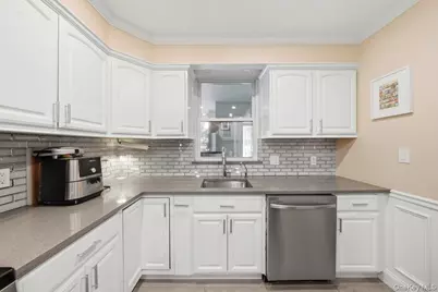 197 Saint Johns Avenue, Yonkers, NY 10704 - Photo 17