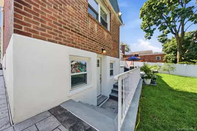 197 Saint Johns Avenue, Yonkers, NY 10704 - Photo 39