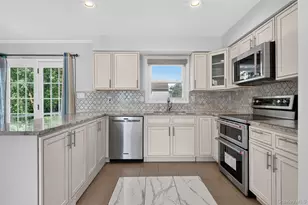 11 Lincrest St, Syosset, NY 11791 - Photo 5