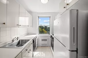 6300 Riverdale Ave, Bronx, NY 10471 - Photo 7