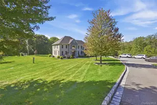 17 Meadow Crest Dr, Mahopac, NY 10541 - Photo 3