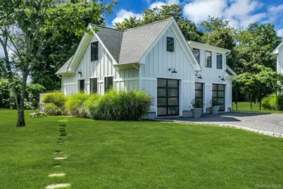 712 Hubbard Avenue, Aquebogue, NY 11901 - Photo 31