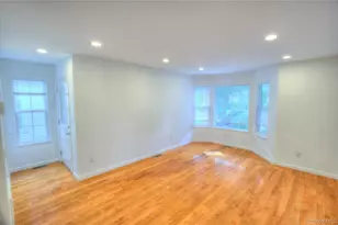 15 B Mohegan Ave, Port Washington, NY 11050 - Photo 3