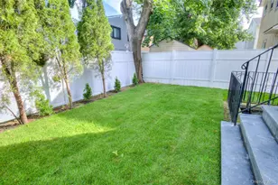 15 B Mohegan Ave, Port Washington, NY 11050 - Photo 37