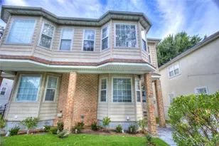 15 B Mohegan Ave, Port Washington, NY 11050 - Photo 27