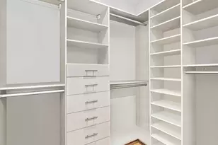 2121 31st St, Astoria, NY 11105 - Photo 17