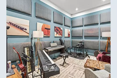 2121 31st Street #2C, Astoria, NY 11105 - Photo 29