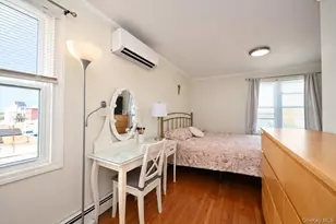 1-08 E 6th Rd, Broad Channel, NY 11693 - Photo 11