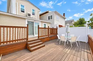 1-08 E 6th Rd, Broad Channel, NY 11693 - Photo 15