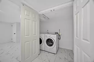 33 Carol St, West Hempstead, NY 11552 - Photo 29