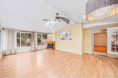 9 Mulberry Drive, Smithtown, NY 11787 - Photo 13