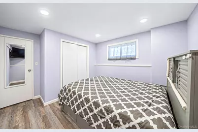 9 Mulberry Drive, Smithtown, NY 11787 - Photo 19