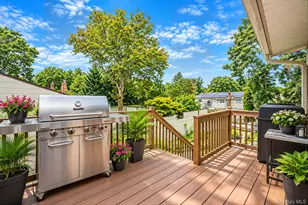 9 Mulberry Dr, Smithtown, NY 11787 - Photo 7