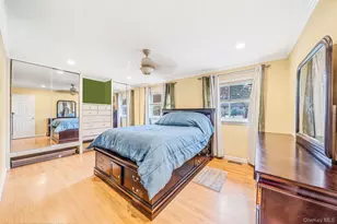 9 Mulberry Dr, Smithtown, NY 11787 - Photo 15