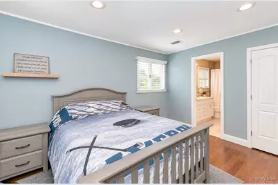 37 Gaymor Lane, Commack, NY 11725 - Photo 15