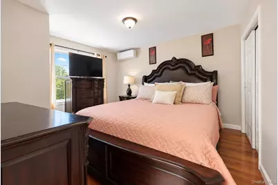 3035 Yates Avenue, Bronx, NY 10469 - Photo 15