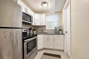 3035 Yates Ave, Bronx, NY 10469 - Photo 21