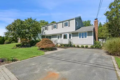 597 Old Country Road, Deer Park, NY 11729 - Photo 41