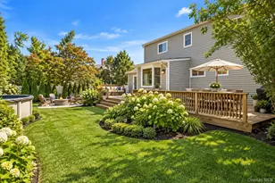 597 Old Country Rd, Deer Park, NY 11729 - Photo 33