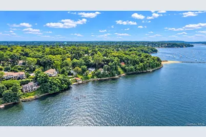 164 Landing Road, Glen Cove, NY 11542 - Photo 7