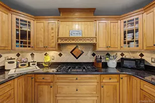 15 Winnecomac Cir, Kings Park, NY 11754 - Photo 15