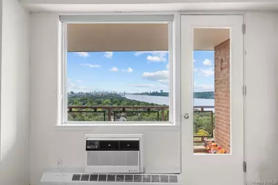 5700 Arlington Avenue #20S, Bronx, NY 10471 - Photo 5
