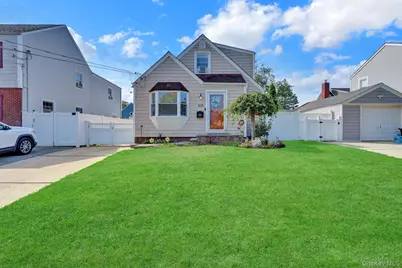 410 Clive Place, Oceanside, NY 11572 - Photo 33