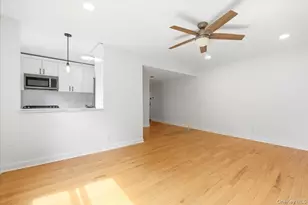 13 Terrace Cir, Great Neck, NY 11021 - Photo 13