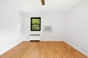 13 Terrace Cir, Great Neck, NY 11021 - Photo 19