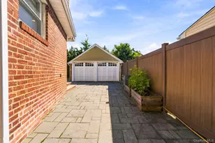 169-36 24th Rd, Whitestone, NY 11357 - Photo 21