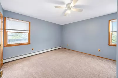 278 Lake Drive, Copiague, NY 11726 - Photo 13