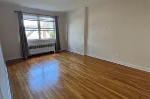 61-31 185th St, Fresh Meadows, NY 11365 - Photo 5