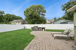 6 Rosewood Rd, Rocky Point, NY 11778 - Photo 29