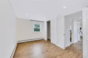 240 Kramer Dr, Lindenhurst, NY 11757 - Photo 7