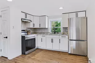 240 Kramer Dr, Lindenhurst, NY 11757 - Photo 3