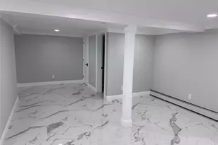 35 Park Blvd, Malverne, NY 11565 - Photo 13