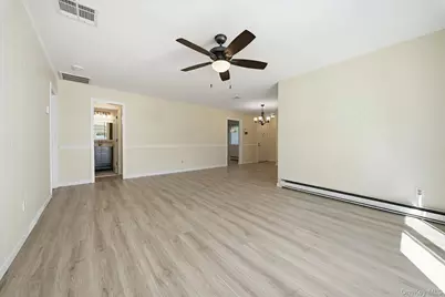 1101 Cabot Court N, Saint James, NY 11780 - Photo 17