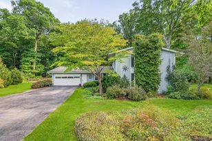 2 Woodcrest Dr, Hopewell Junction, NY 12533 - Photo 3