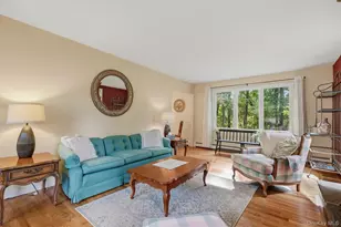 2 Woodcrest Dr, Hopewell Junction, NY 12533 - Photo 7