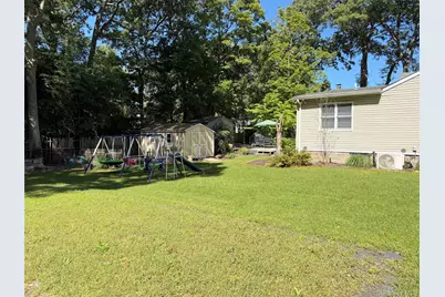 304 Dare Road, Selden, NY 11784 - Photo 21