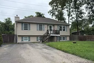 77 Prince Rd, Rocky Point, NY 11778 - Photo 3