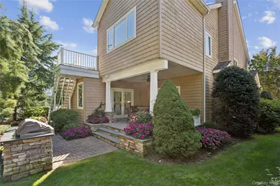 14 Esmond Avenue, Melville, NY 11747 - Photo 37