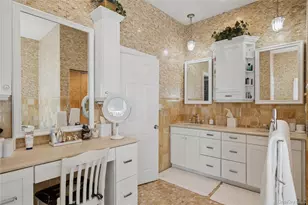 14 Esmond Ave, Melville, NY 11747 - Photo 29