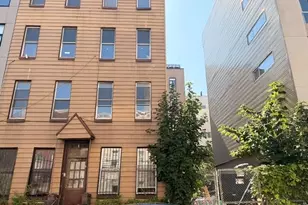 142 N 11th St, Brooklyn, NY 11249 - Photo 1