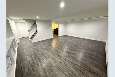 64 E Fenimore Street, Valley Stream, NY 11580 - Photo 29